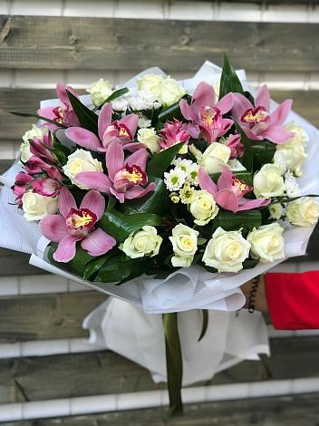 Букет цветов из: Розы и Хризантемы в Ермишь