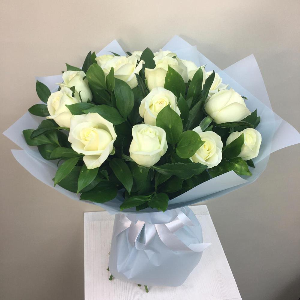 Букет 15 Белых роз Проуд в Ермишь