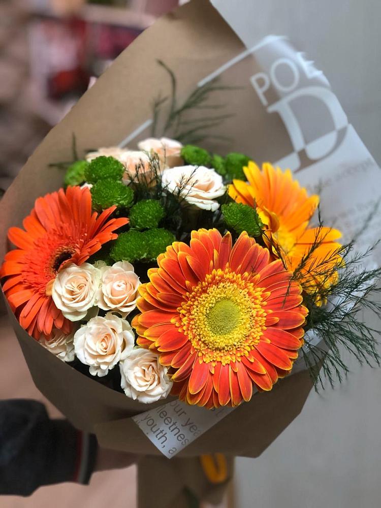 Букет цветов из: Герберы, Хризантемы и Розы в Ермишь